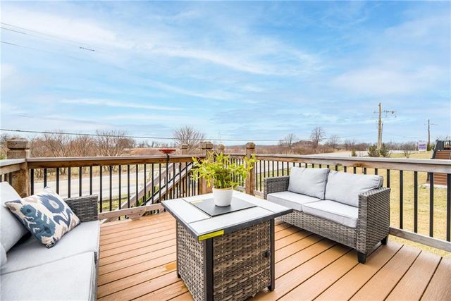 1929 SW Merryman Drive, Lee's Summit, MO 64082