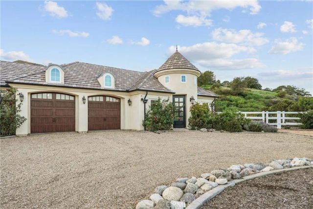 39851 Paseo Chaparro, Murrieta, CA 92562