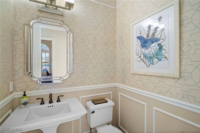 6482 Carema LN, Naples, FL 34113