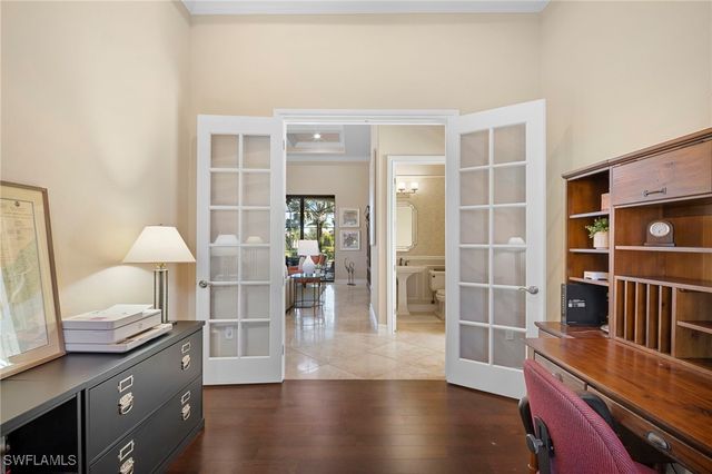 6482 Carema LN, Naples, FL 34113