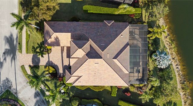 6482 Carema LN, Naples, FL 34113