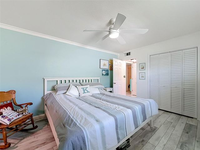 4046 FLORAMAR TERRACE, New Port Richey, FL 34652