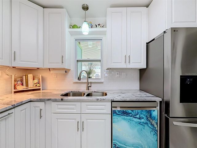4046 FLORAMAR TERRACE, New Port Richey, FL 34652