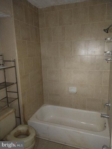 1409 STAPLES ST NE, Washington, DC 20002