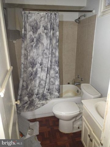 1409 STAPLES ST NE, Washington, DC 20002