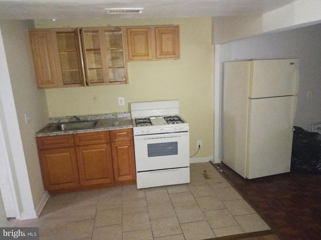 1409 STAPLES ST NE, Washington, DC 20002