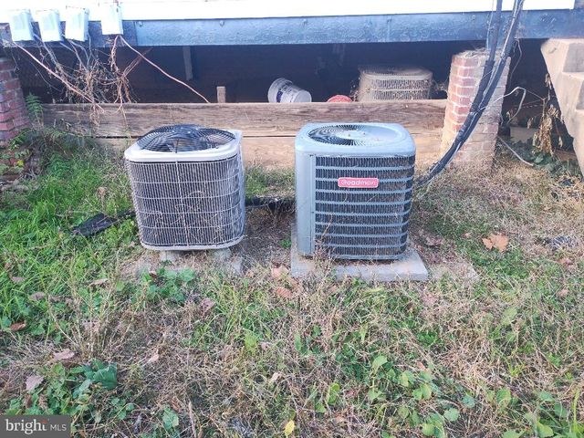 1409 STAPLES ST NE, Washington, DC 20002