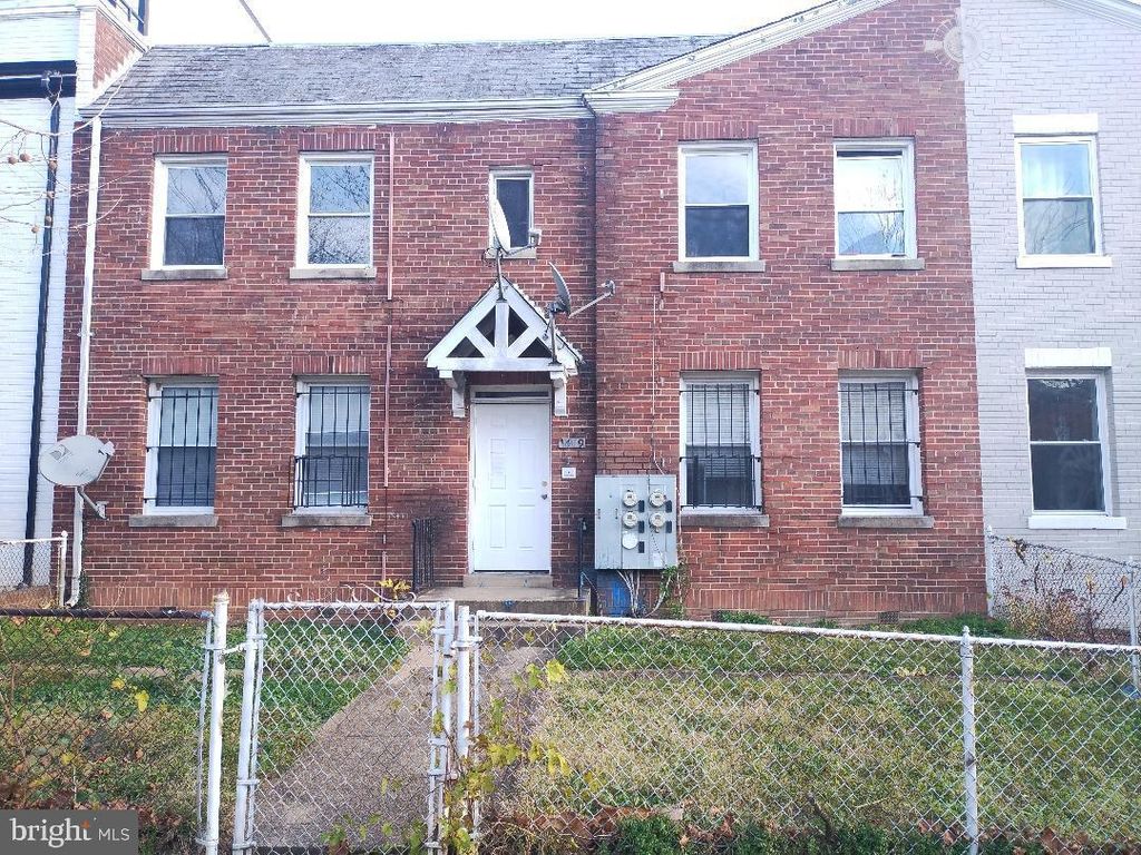 1409 STAPLES ST NE, Washington, DC 20002