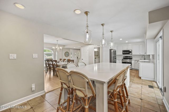 64 Livingston Lane, Manalapan, NJ 07726