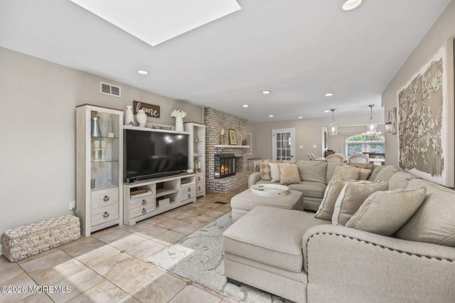 64 Livingston Lane, Manalapan, NJ 07726