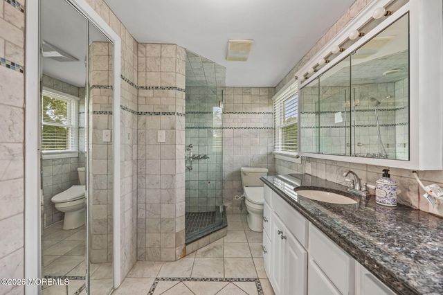 64 Livingston Lane, Manalapan, NJ 07726