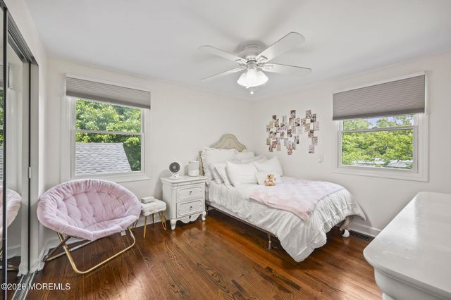 64 Livingston Lane, Manalapan, NJ 07726