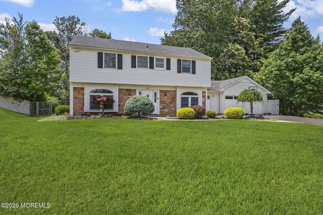 64 Livingston Lane, Manalapan, NJ 07726