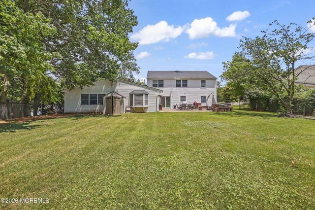 64 Livingston Lane, Manalapan, NJ 07726
