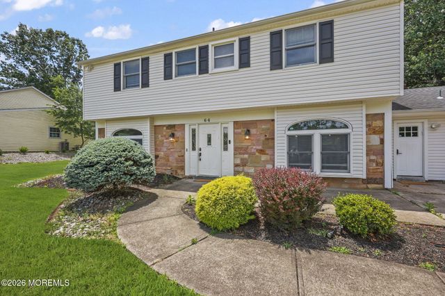 64 Livingston Lane, Manalapan, NJ 07726