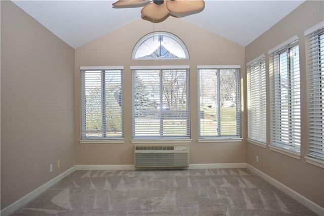 7135 Meadow View Street, Shawnee, KS 66227