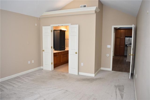 7135 Meadow View Street, Shawnee, KS 66227