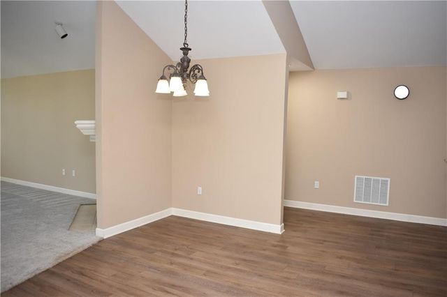 7135 Meadow View Street, Shawnee, KS 66227