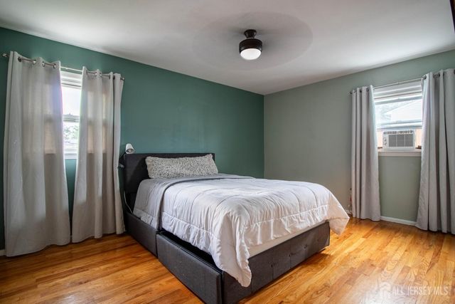 29 Tompkins Road, East Brunswick, NJ 08816