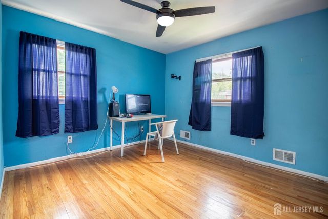 29 Tompkins Road, East Brunswick, NJ 08816