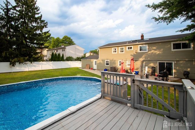 29 Tompkins Road, East Brunswick, NJ 08816