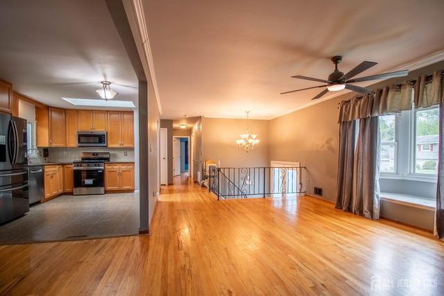 29 Tompkins Road, East Brunswick, NJ 08816