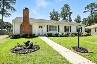103 Princeton Rd, Colonial Heights, VA 23834