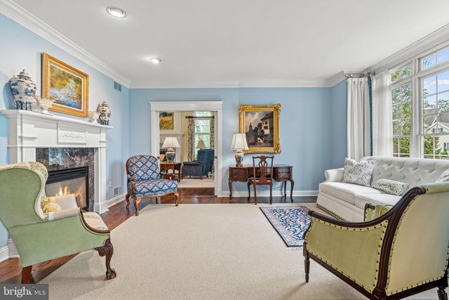 2309 FOREST LN, Harrisburg, PA 17112