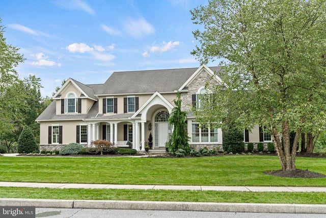 2309 FOREST LN, Harrisburg, PA 17112