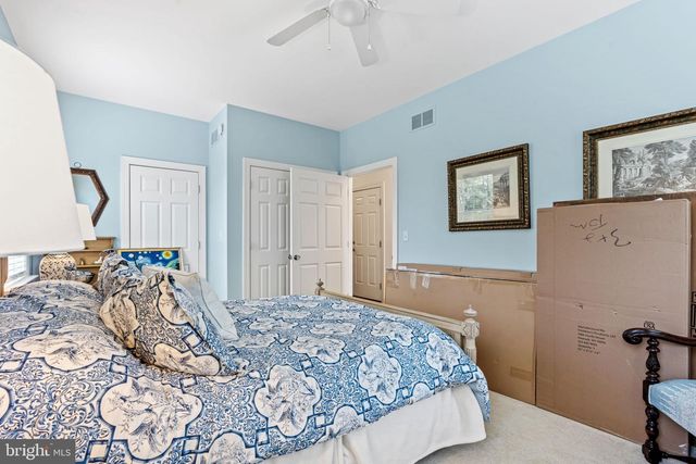 2309 FOREST LN, Harrisburg, PA 17112