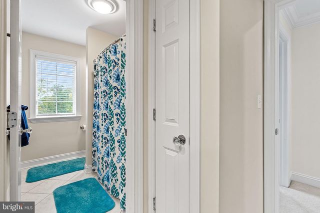 2309 FOREST LN, Harrisburg, PA 17112