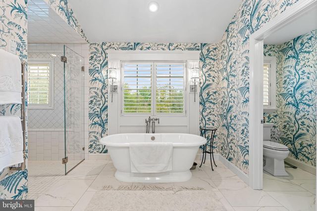 2309 FOREST LN, Harrisburg, PA 17112