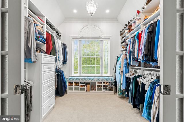 2309 FOREST LN, Harrisburg, PA 17112