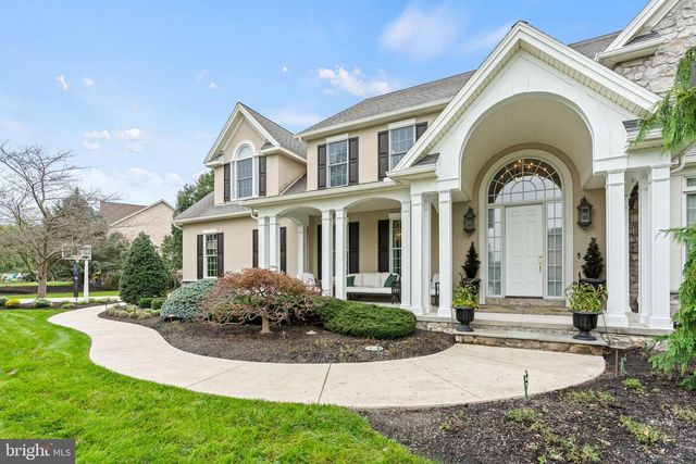 2309 FOREST LN, Harrisburg, PA 17112