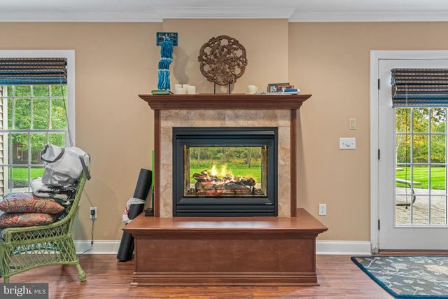 2309 FOREST LN, Harrisburg, PA 17112