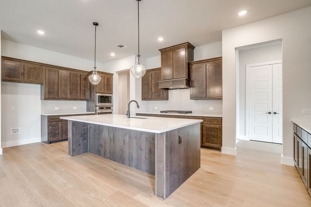 2321 Aleman Street, Waxahachie, TX 75167