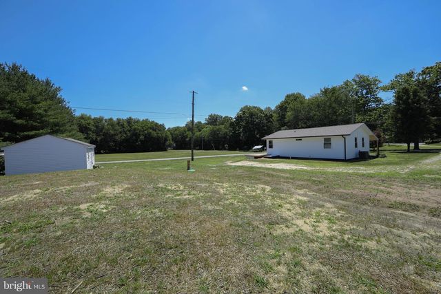 12 GARRISON RD, Elmer, NJ 08318