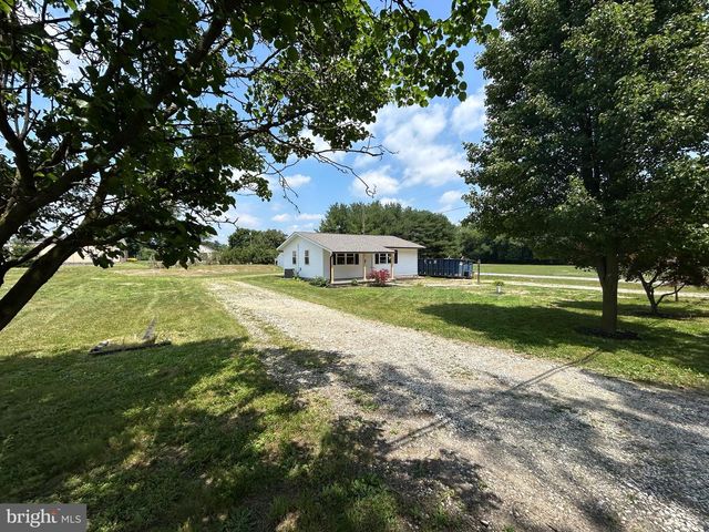 12 GARRISON RD, Elmer, NJ 08318