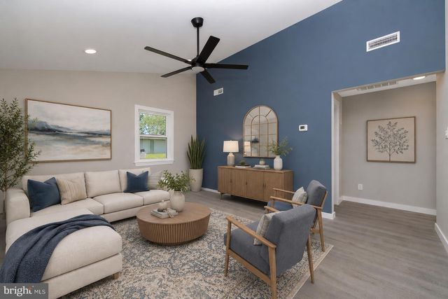 12 GARRISON RD, Elmer, NJ 08318