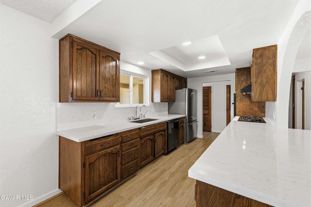 42136 55th Street, Quartz Hill, CA 93536