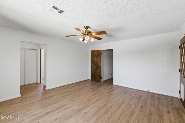 42136 55th Street, Quartz Hill, CA 93536