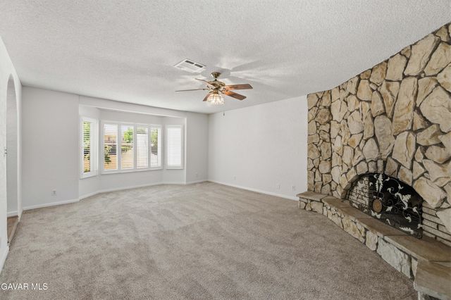 42136 55th Street, Quartz Hill, CA 93536