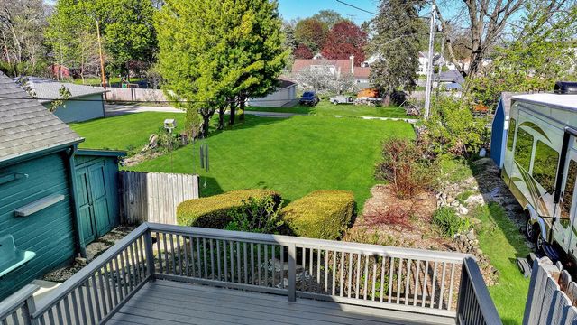 214 S Garfield AVENUE, Port Washington, WI 53074