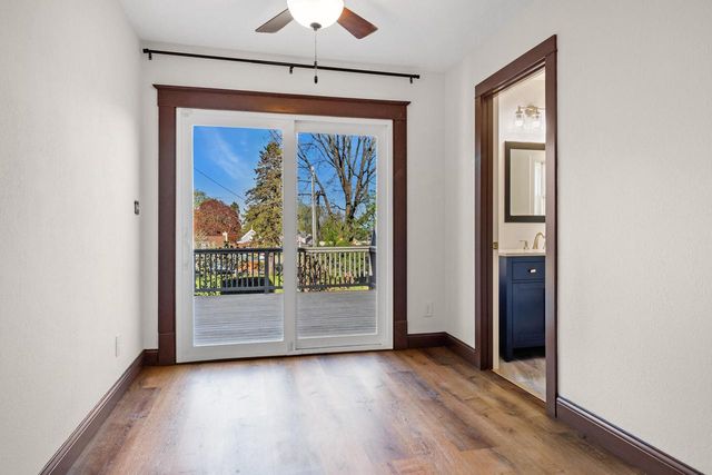 214 S Garfield AVENUE, Port Washington, WI 53074