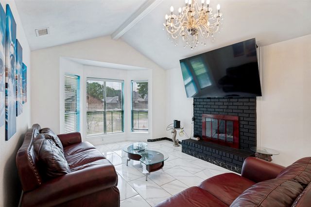 4108 Sunday Hill Drive, Arlington, TX 76016