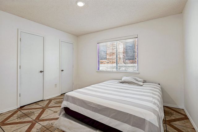 4108 Sunday Hill Drive, Arlington, TX 76016