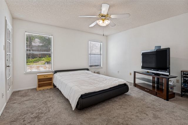 4108 Sunday Hill Drive, Arlington, TX 76016