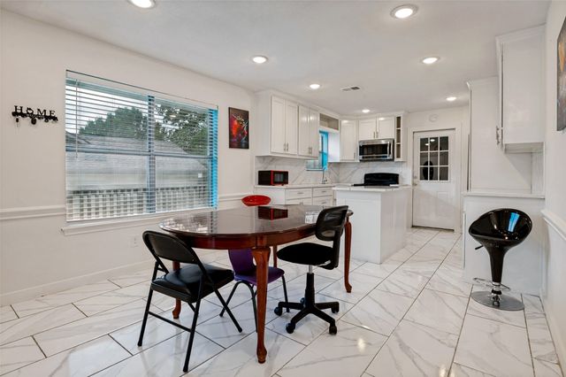 4108 Sunday Hill Drive, Arlington, TX 76016