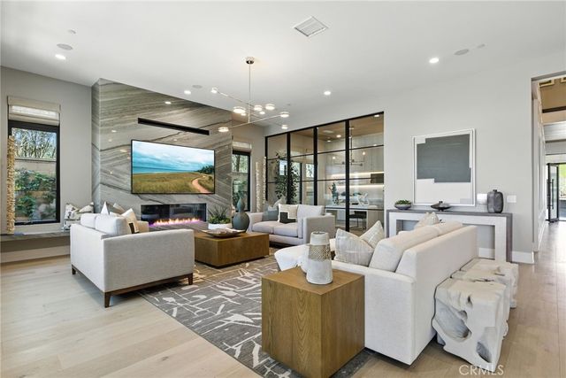 441 Narcissus, Irvine, CA 92602