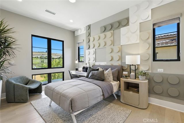441 Narcissus, Irvine, CA 92602